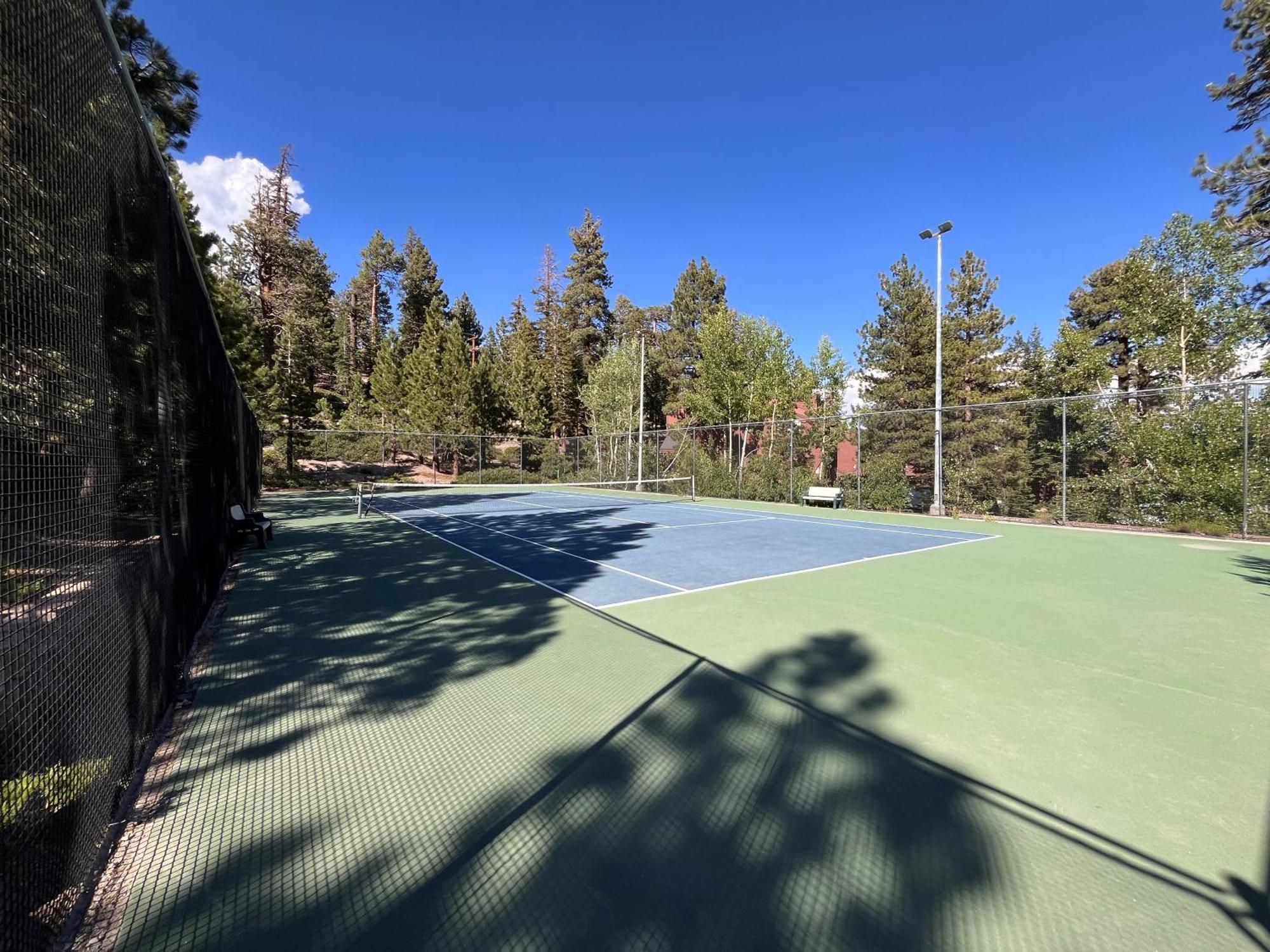 Tastefully Remodeled Condo At Mammoth Ski & Racquet Club, Hot Tub, Garage, 10 Min Walk To Ski Lifts Mammoth Lakes Buitenkant foto