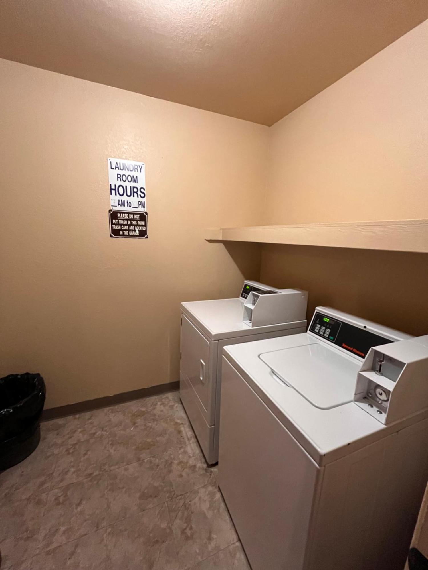 Tastefully Remodeled Condo At Mammoth Ski & Racquet Club, Hot Tub, Garage, 10 Min Walk To Ski Lifts Mammoth Lakes Buitenkant foto