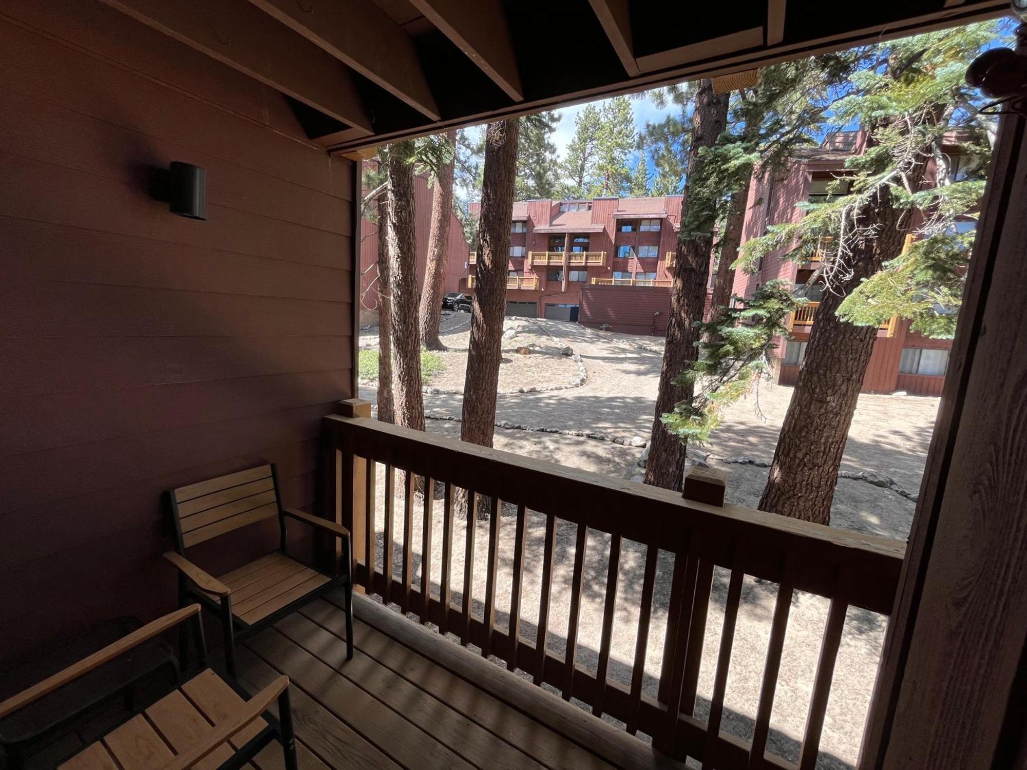 Tastefully Remodeled Condo At Mammoth Ski & Racquet Club, Hot Tub, Garage, 10 Min Walk To Ski Lifts Mammoth Lakes Buitenkant foto