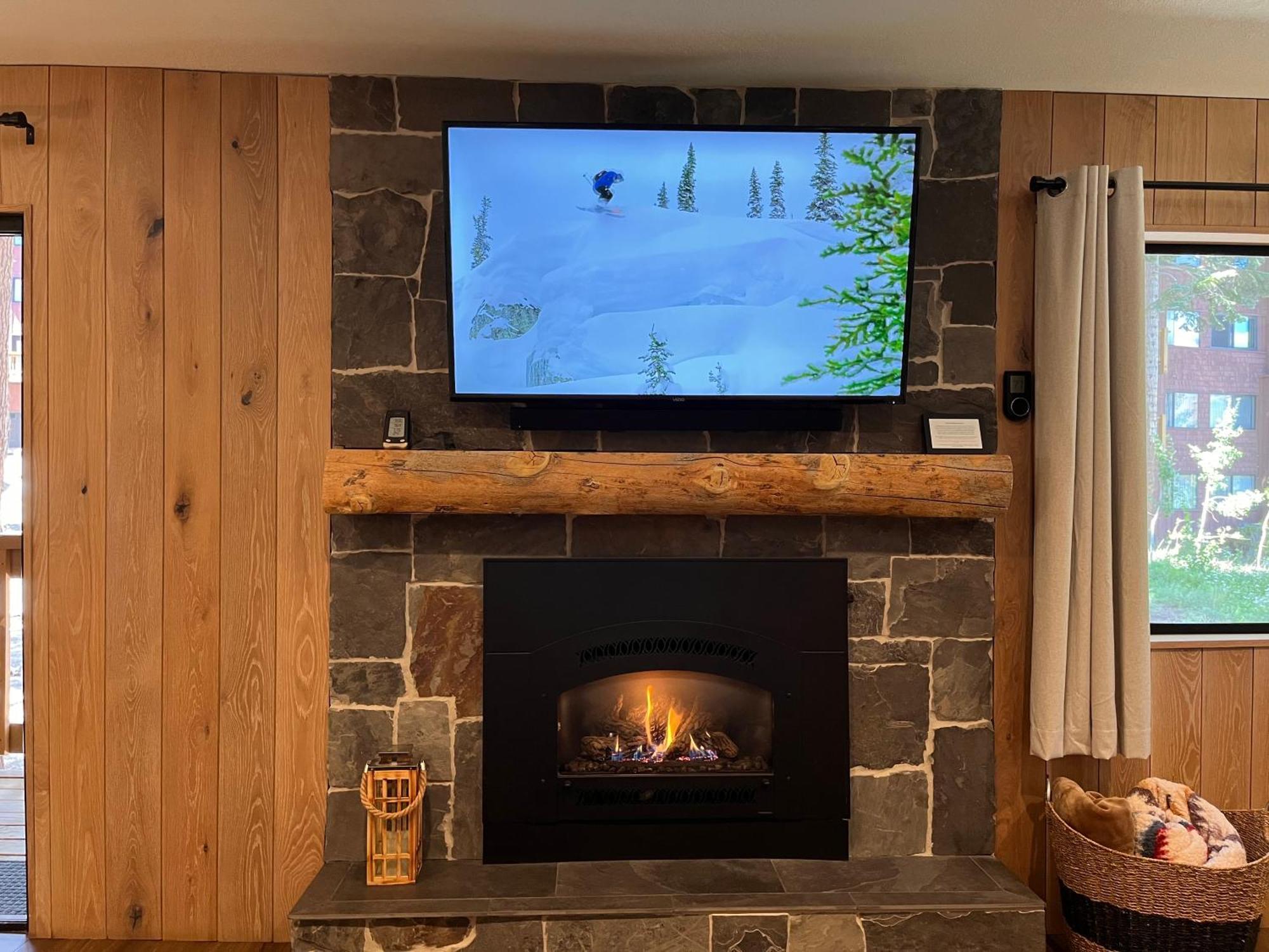 Tastefully Remodeled Condo At Mammoth Ski & Racquet Club, Hot Tub, Garage, 10 Min Walk To Ski Lifts Mammoth Lakes Buitenkant foto