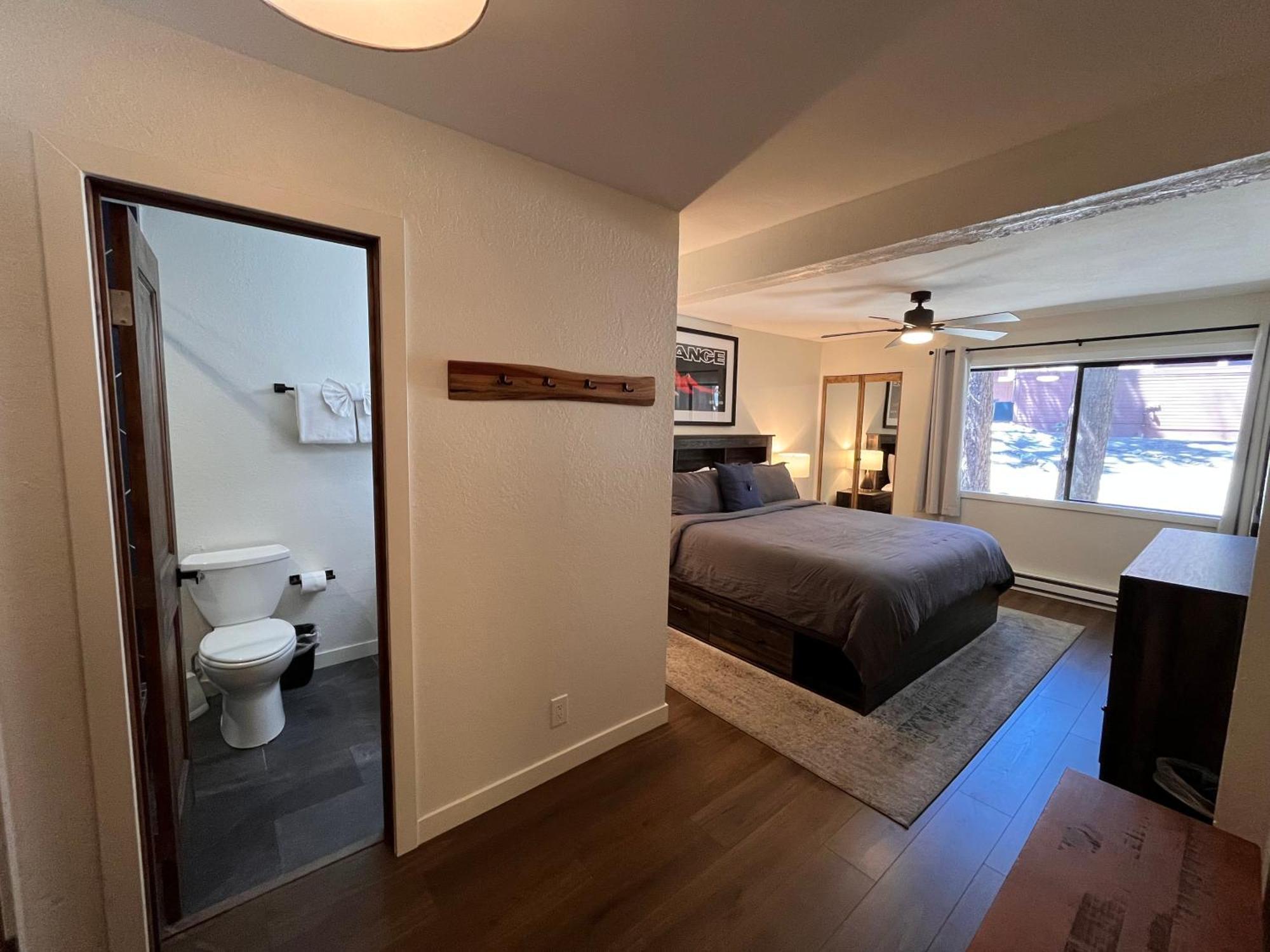 Tastefully Remodeled Condo At Mammoth Ski & Racquet Club, Hot Tub, Garage, 10 Min Walk To Ski Lifts Mammoth Lakes Buitenkant foto