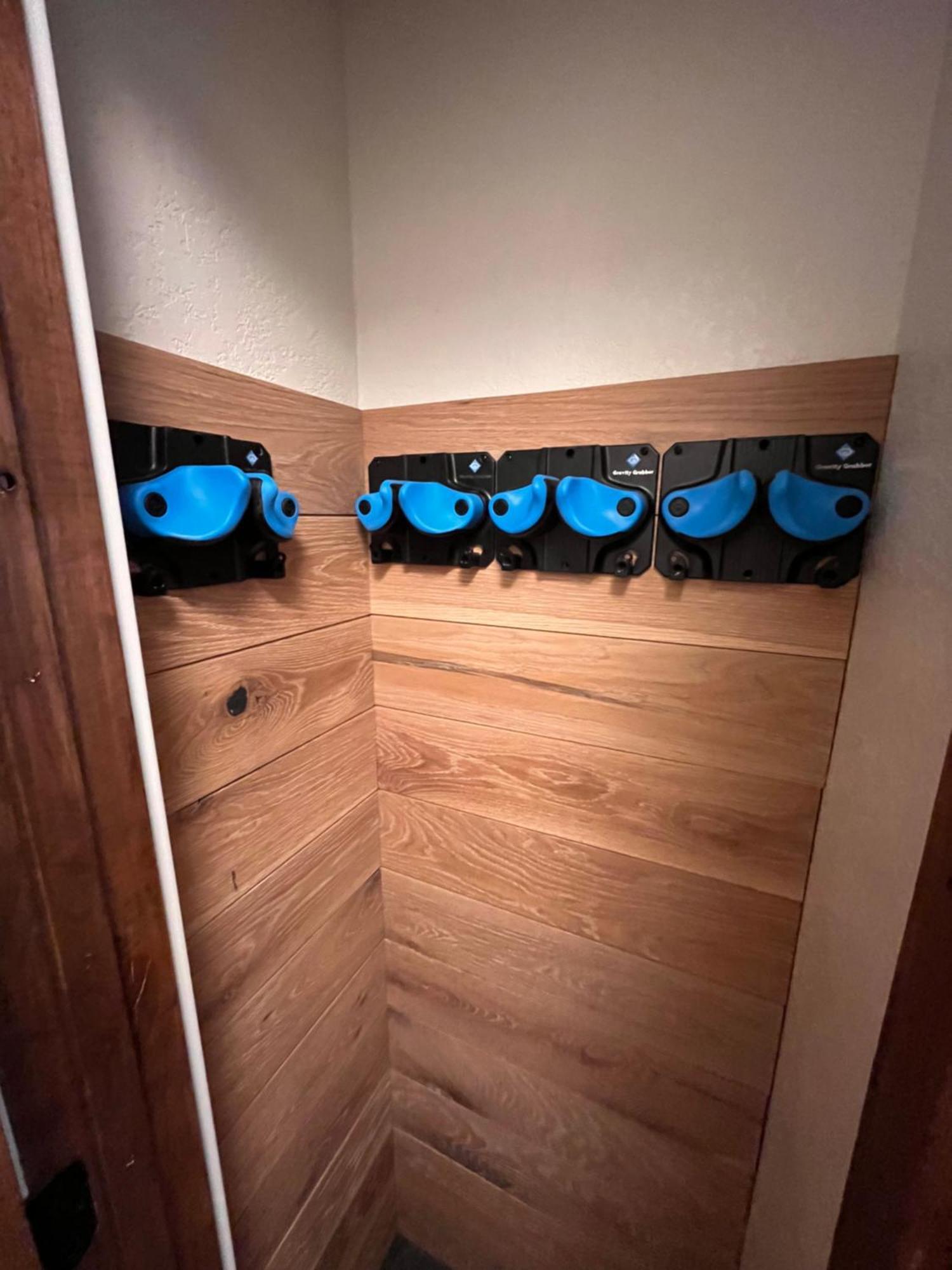 Tastefully Remodeled Condo At Mammoth Ski & Racquet Club, Hot Tub, Garage, 10 Min Walk To Ski Lifts Mammoth Lakes Buitenkant foto