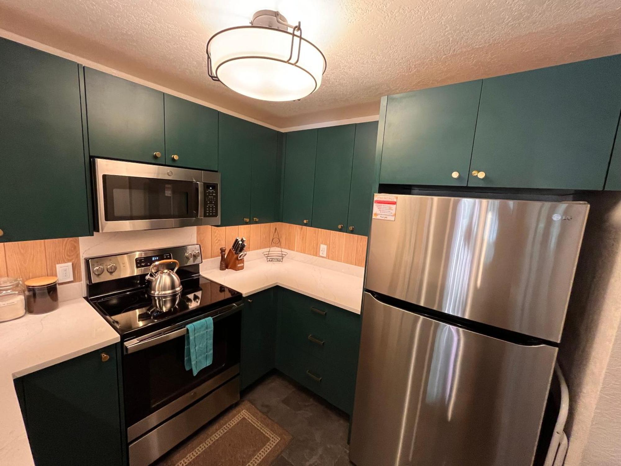 Tastefully Remodeled Condo At Mammoth Ski & Racquet Club, Hot Tub, Garage, 10 Min Walk To Ski Lifts Mammoth Lakes Buitenkant foto